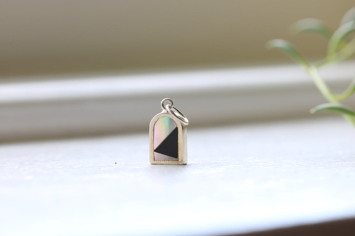 Window Geo Charm