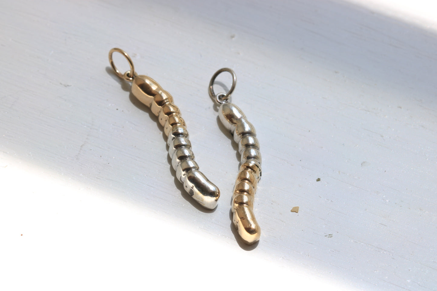 Gummy Worm Silver Top