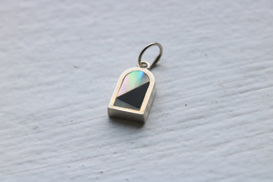 Window Geo Charm