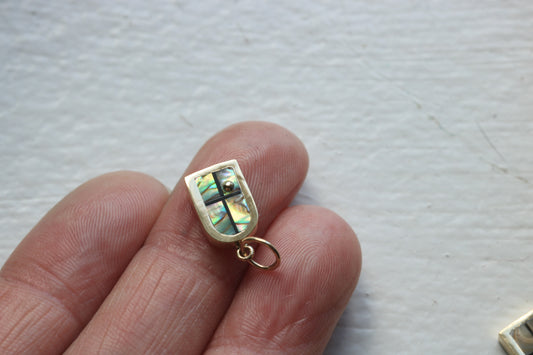 Window Charm Gold, Abalone Sunrise/Sunset #1