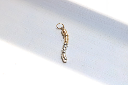 Gummy Worm Gold Top